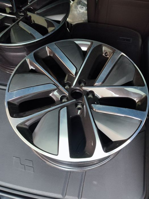 Комплект дисков R21  lixiang