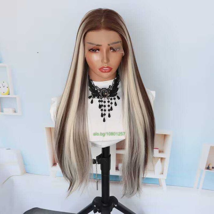 Лейс фронт перука 80 см руса с кафяви кичури – синтетична 13х4х1