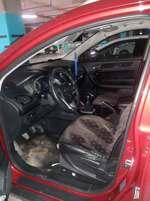 Автомобиль, JAC S5