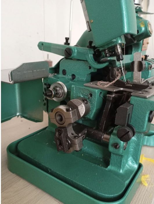 Продам оверлог новый Mareew