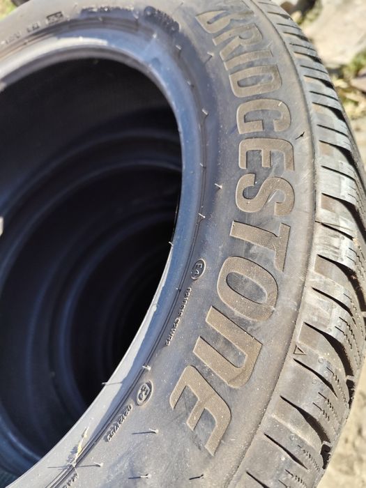 Anvelope 235 55 19 Bridgestone iarna
