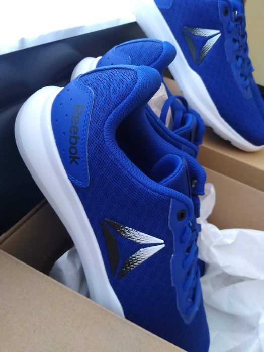 ASIcs Tiger и Reebok чисто нови