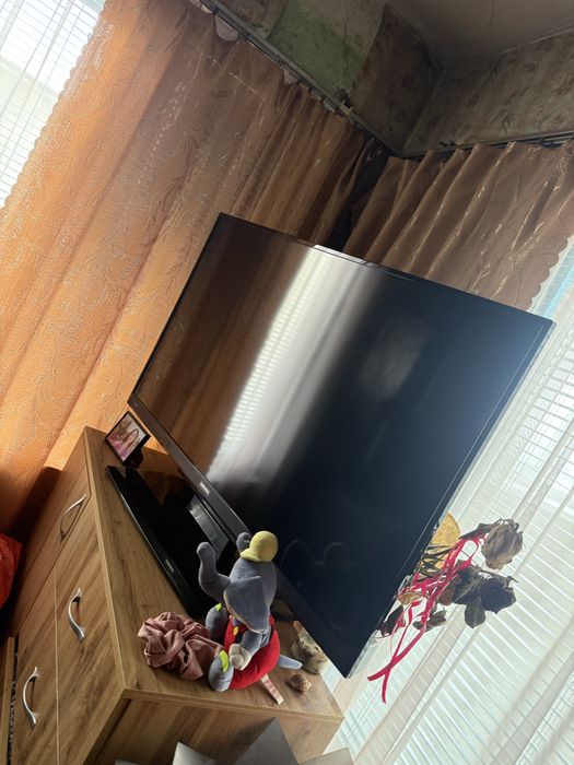 Телевизор  50инча