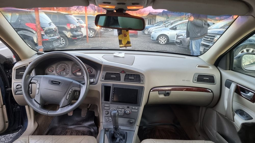 продавам Volvo v70 2003 2.4 бензин  газ