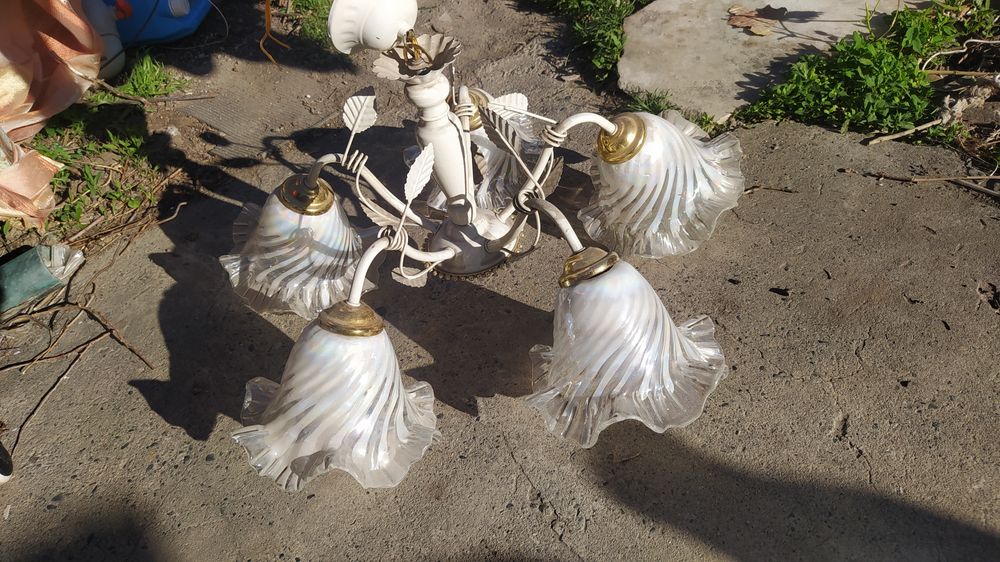 Люстра пятирожковая