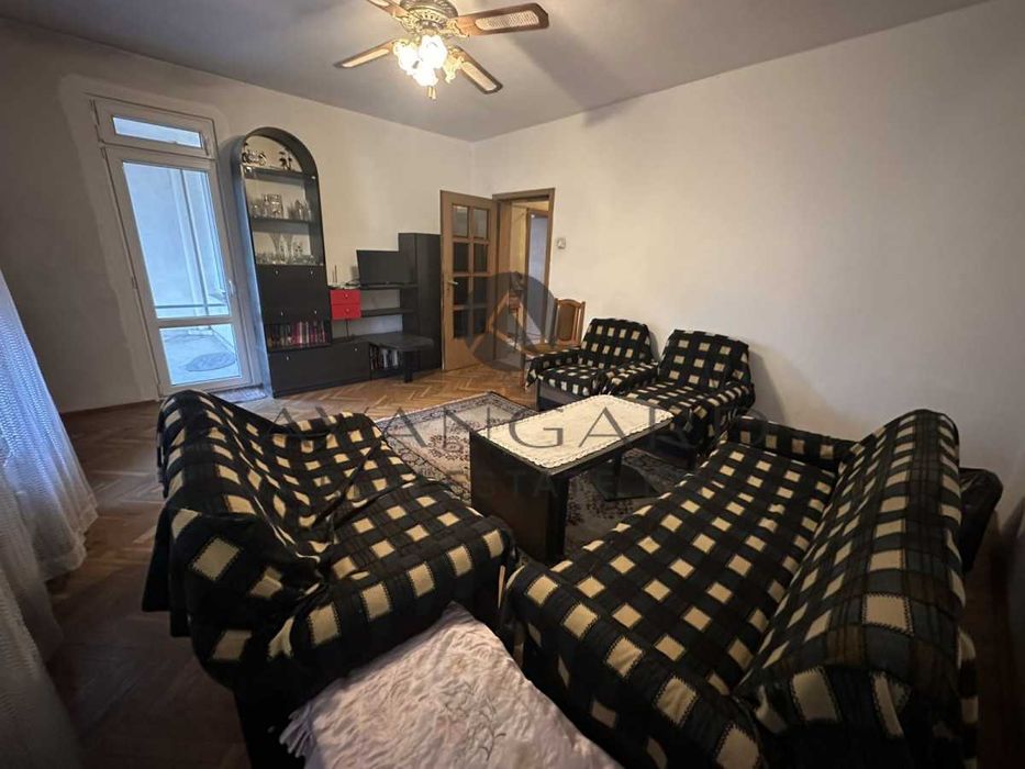 Продава се Тристаен апартамент в Пловдив, Кършияка - 92 кв.м за 2229 €/кв.м - Снимка #1