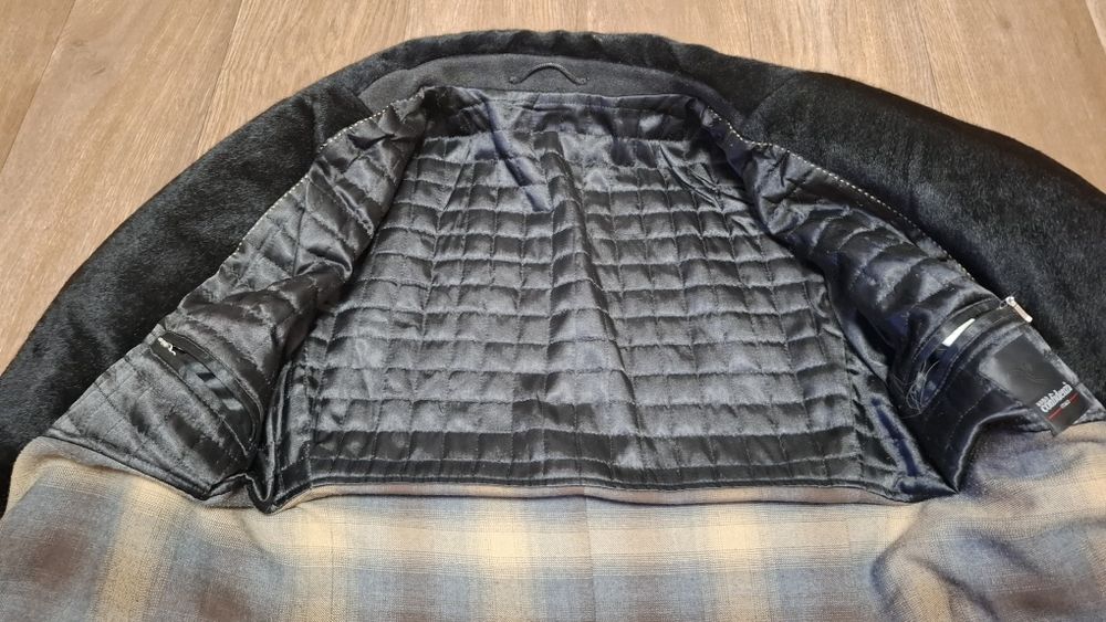 Мужское теплое пальто, размер М