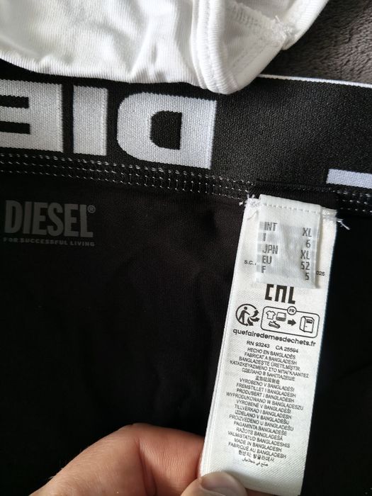 Diesel set 3 chiloți bărbați alb-negru-negru mărimea XL noi originali