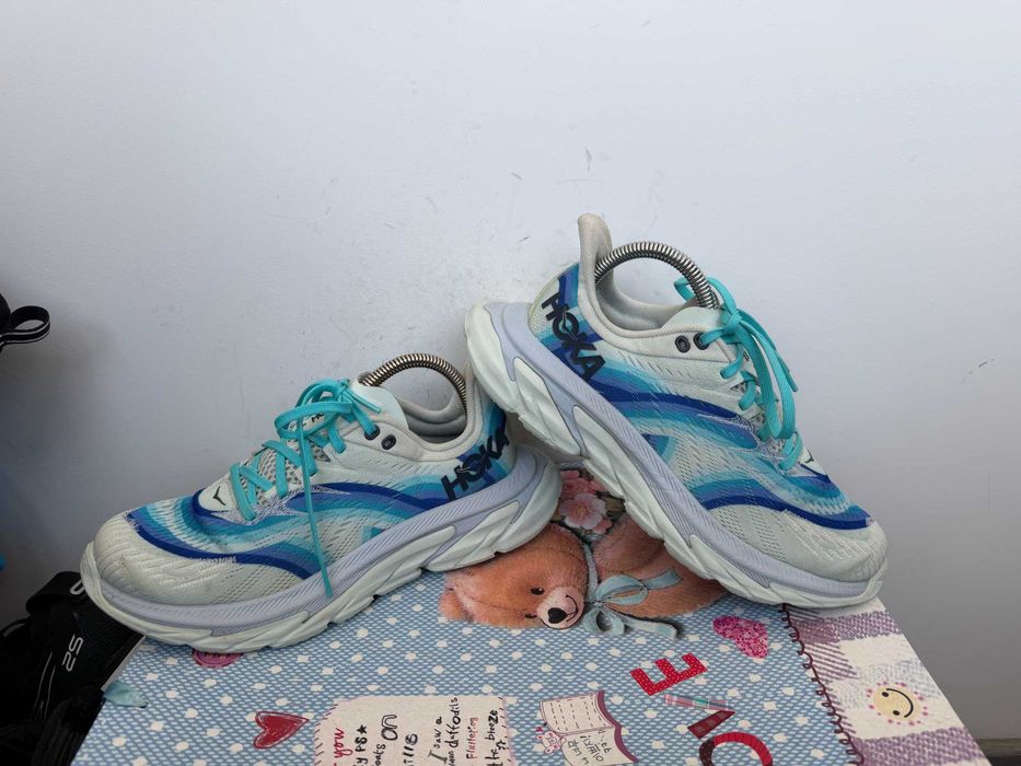 HOKA ONE ONE Clifton Edge Geometric''оригинални маратонки 38 номер