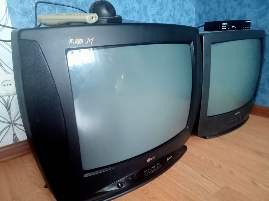Продам телевизор LG