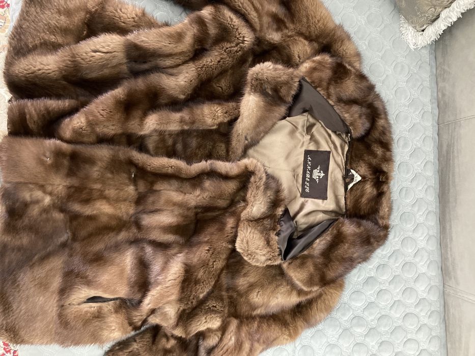 Продам шубу норковую