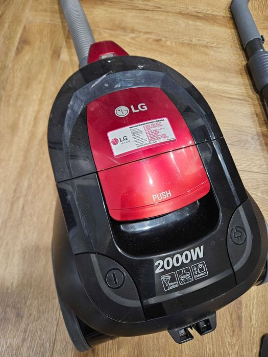 Пылесос LG  VC5320 б.у. срочно торг