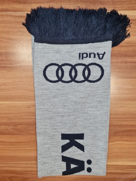 Юбилеен подаръчен шал на Audi