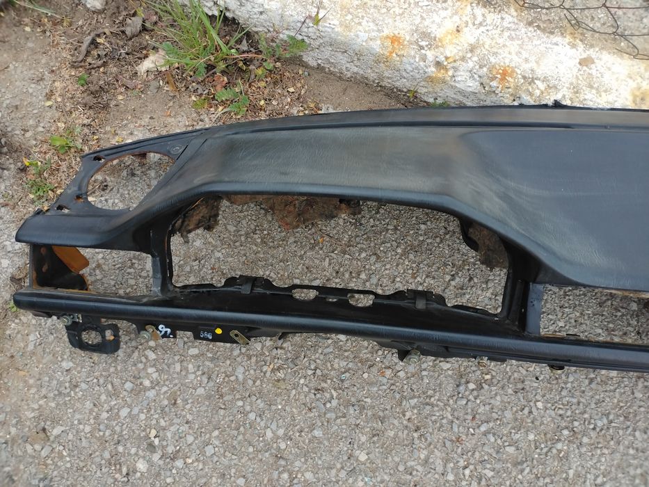 Части за мерцедес w124 2.5 д