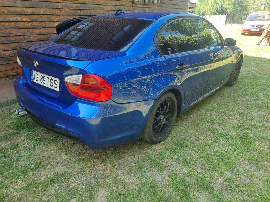 Vând bmw seria 3 320i