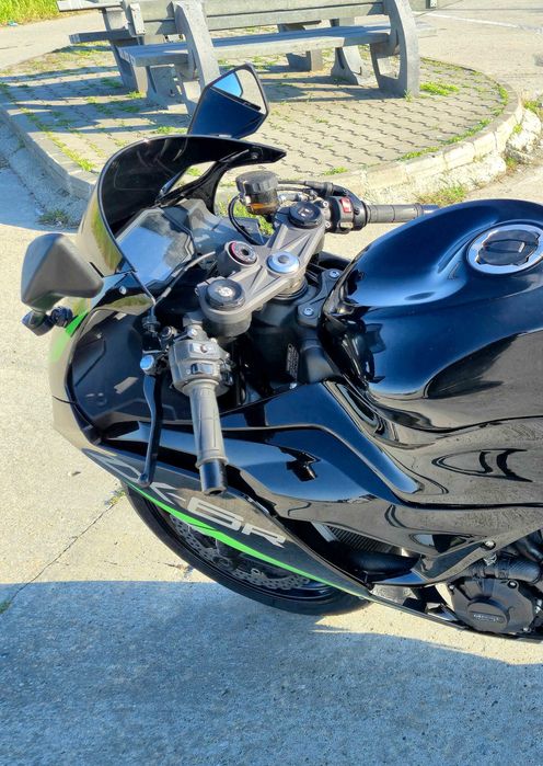 Kawasaki ZX6R 2025