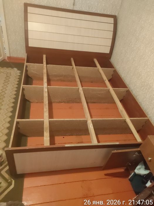 Отдам даром кровать