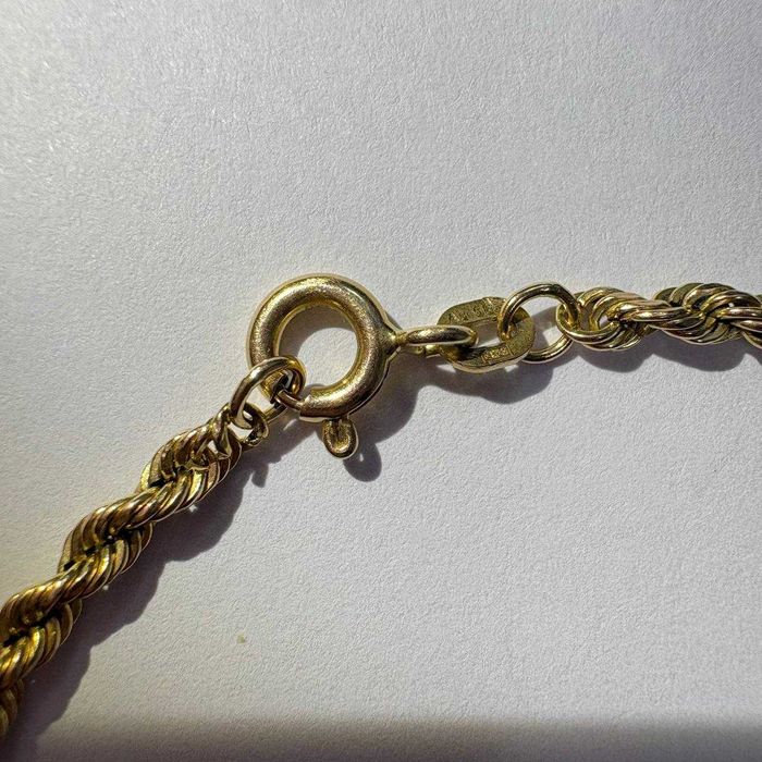 bratara aur  (efn) StarAmanet