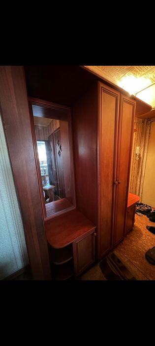 Срочно! Продам прихожую.