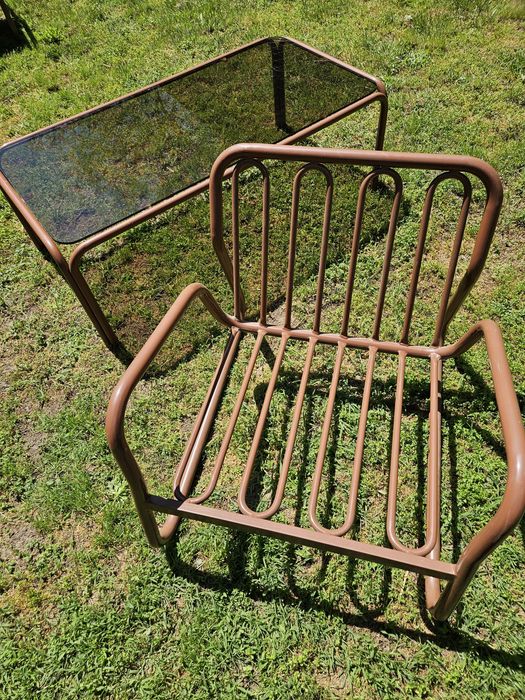 Мека тръбна мебел за двор или заведение