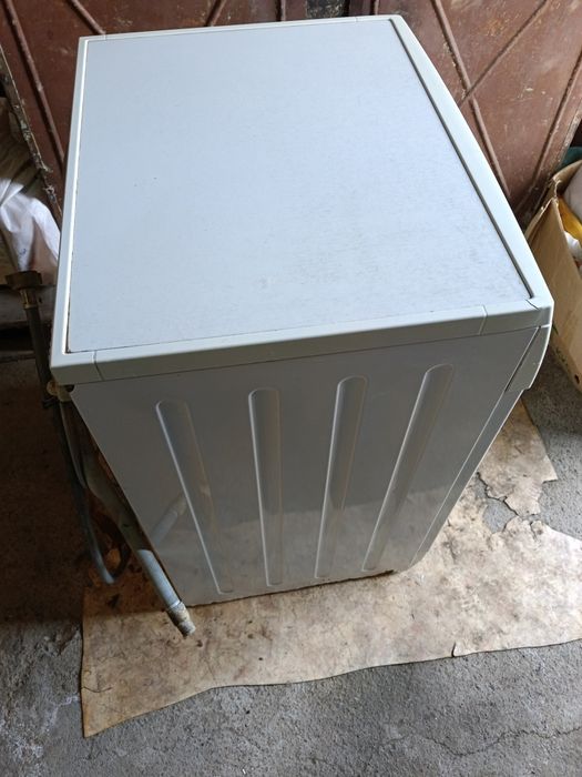 Продам стиральную машину