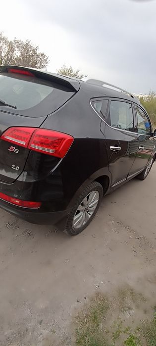 Продам кроссовер JAC S5