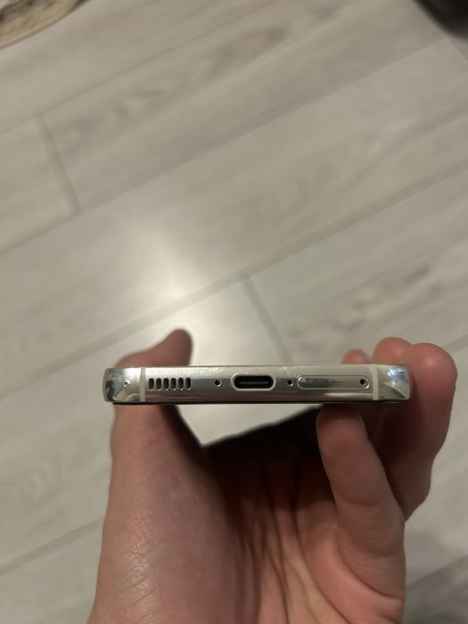 Samsung S23 на продажу