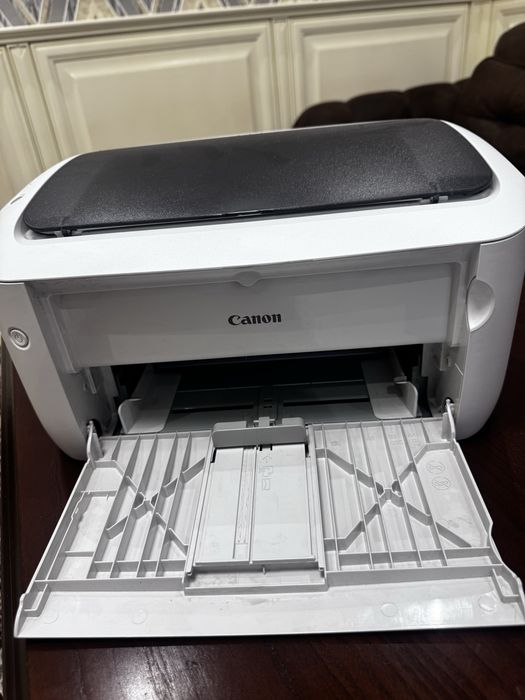 Canon принтер сотилади