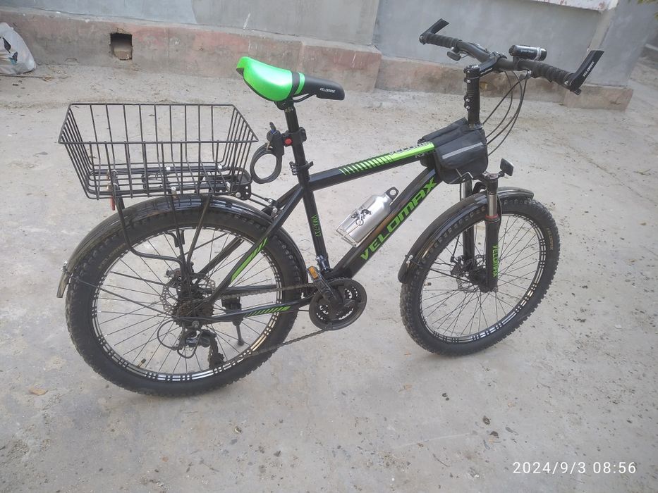 Горный новый  велосипед Velomax