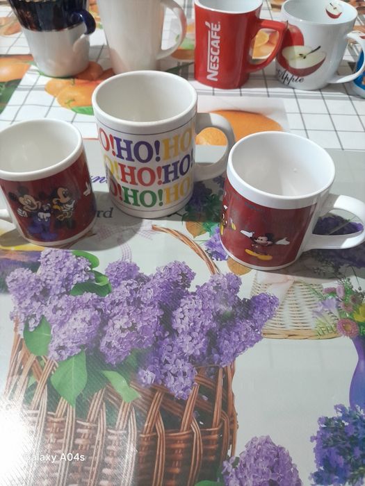 Кухонные ножи,бокалы.
