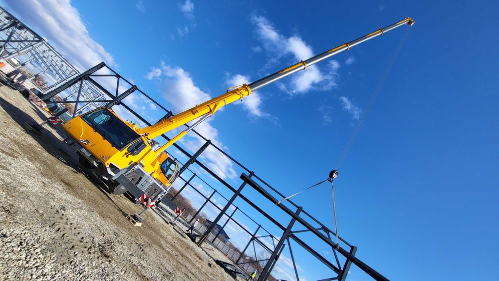 Inchiriez Macara LIEBHERR 60t 48m - Pitesti - Arges