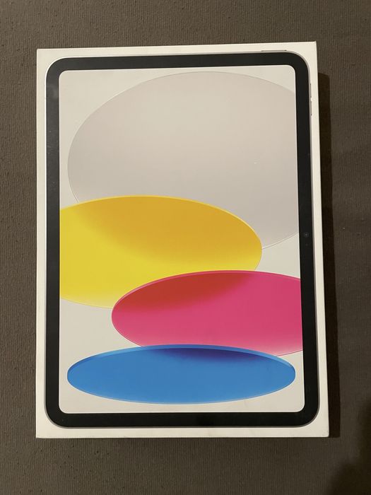 vând iPad A16 128GB
