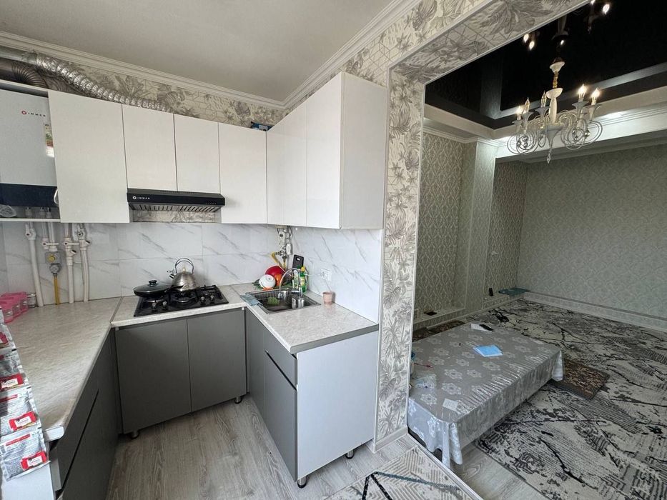 2 хонали квартира сотилади