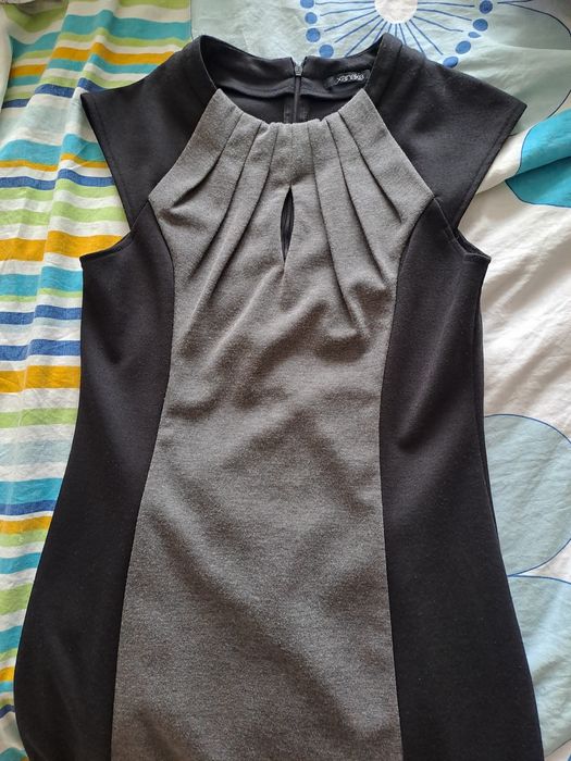 Рокли с къс ръкав