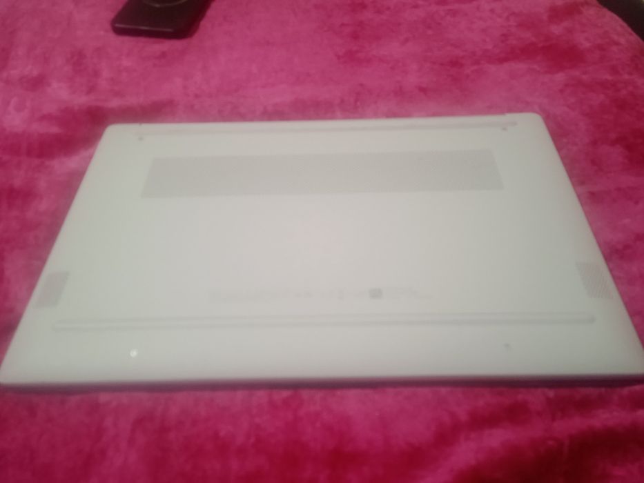 Hp loptop obmen iphonega