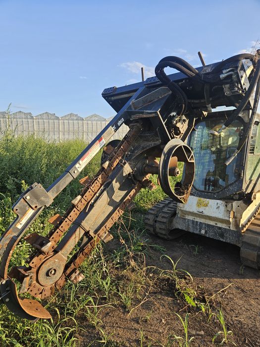 Inchiriez miniexcavator bobcat e19 , skid steer loader for rent incartcator senile bobcat t650, dumper 1.5t,
