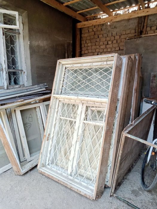 Татарин эшик ромла сотилади