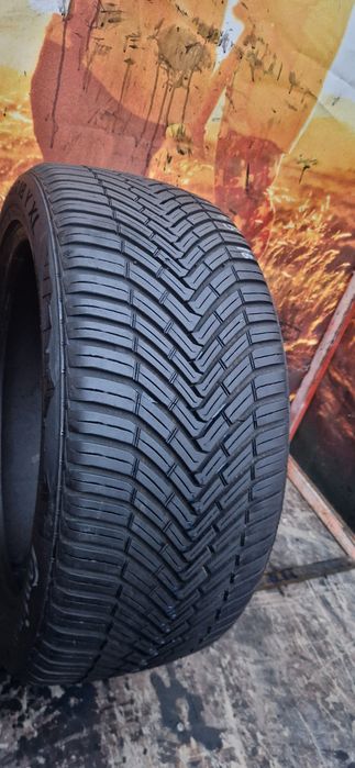 1 Anvelopa Continental 245 45 R18 All seasons.  Dot 2020