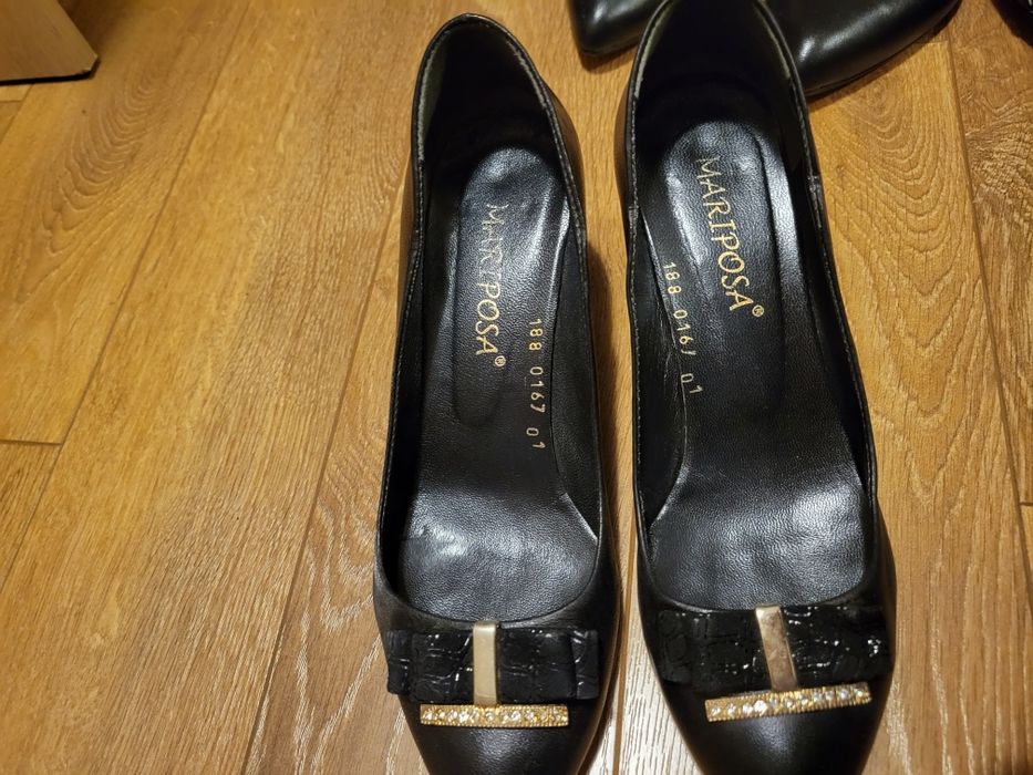 Нови дамски боти Daris елегантни обувкиMariposa спортни Guess 37-38 н.