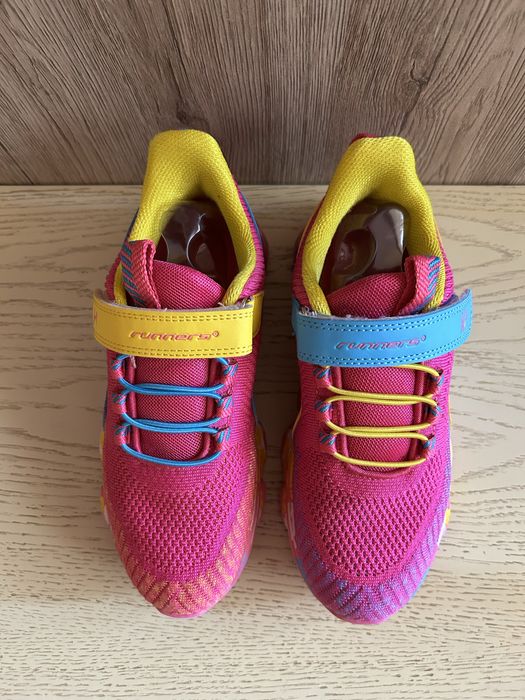 Runners K&M 35-ти номер