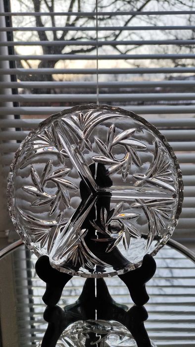 Две масивни кристални чинии за ядки/разядки/ордьоври