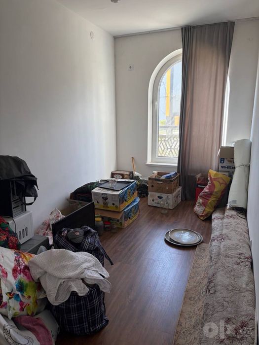Срочно продаётся 3 ком 2 микрорайон
