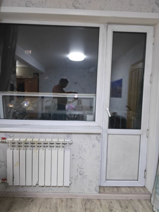 Окно пластиковае для балконв