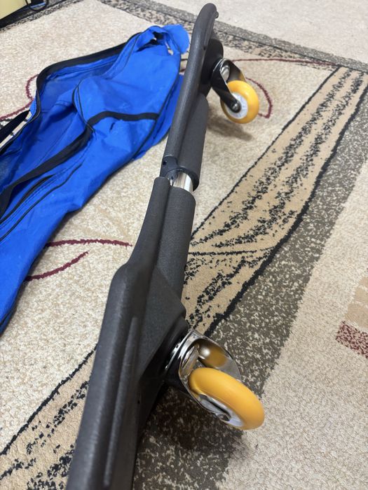 Скейт новый в чехле! Отдам за 5000!