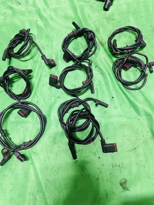 Мерседес датчик абс ABS сенсор на разный модель бу оригинал авторазбор