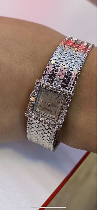 Ceas de aur 18K cu diamante