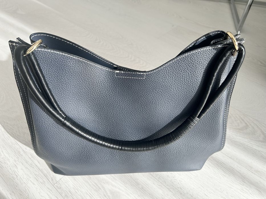 Дамска чанта в тъмносин цвят Parfois