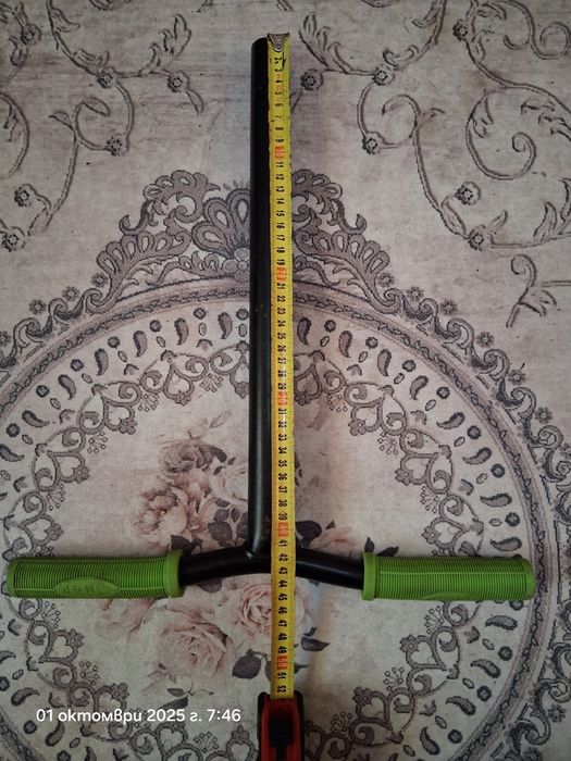 Бар ( кормилото) за тротинетка