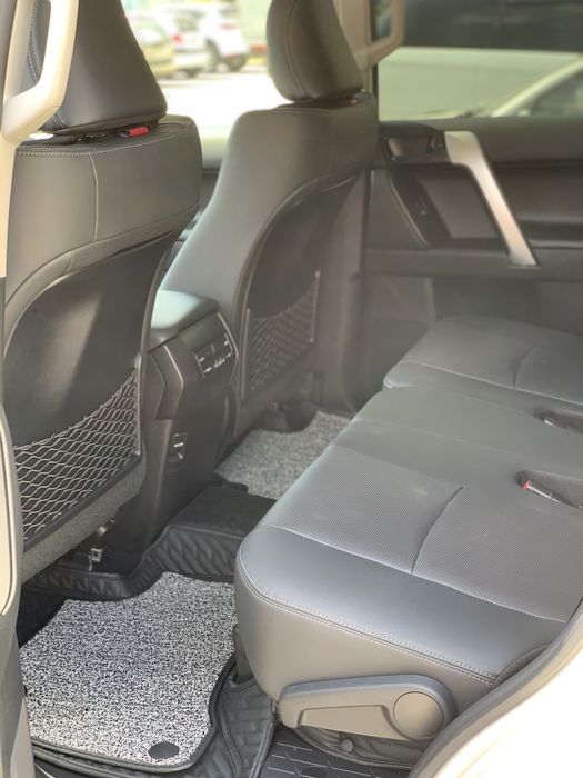 Аренда авто с водителем.Проката нет