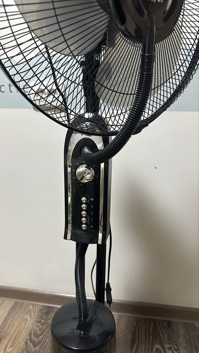 Продается вентилятор с увлажнителем воздуха!